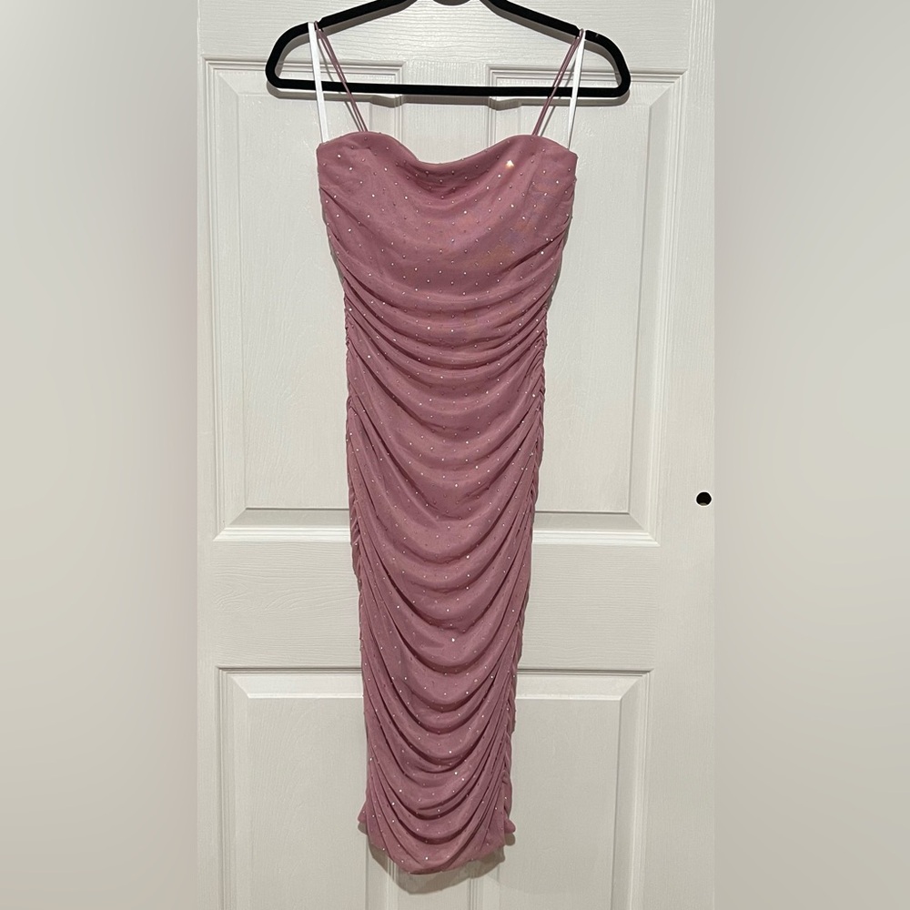 đ *NEW* B. Smart - Womenâs Mauve Pink Ruched Midi Dressâ
